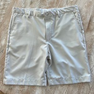 Greg Norman golf shorts 36